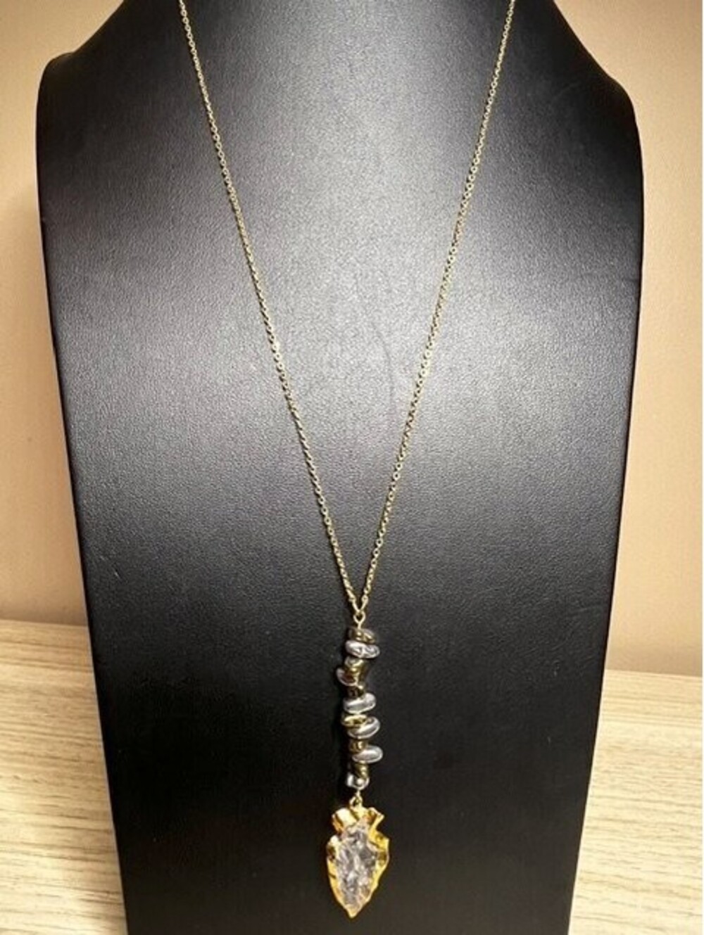 B7040 ERIMISH Lariat Necklace Arrowhead Pendant Clear Quartz Gold Tone Boho 32"